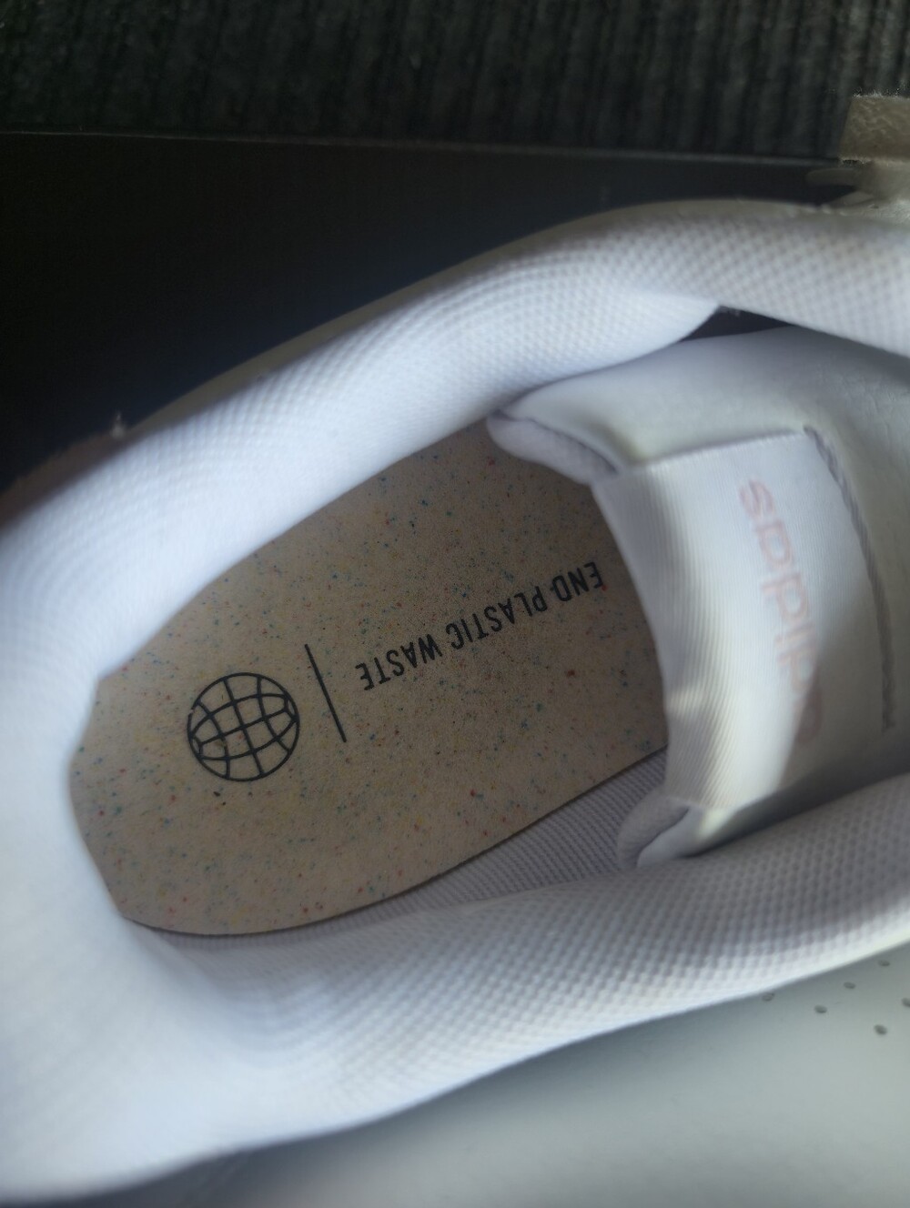 Adidas Womens Oiginal Sneakers - Picture 9 of 11